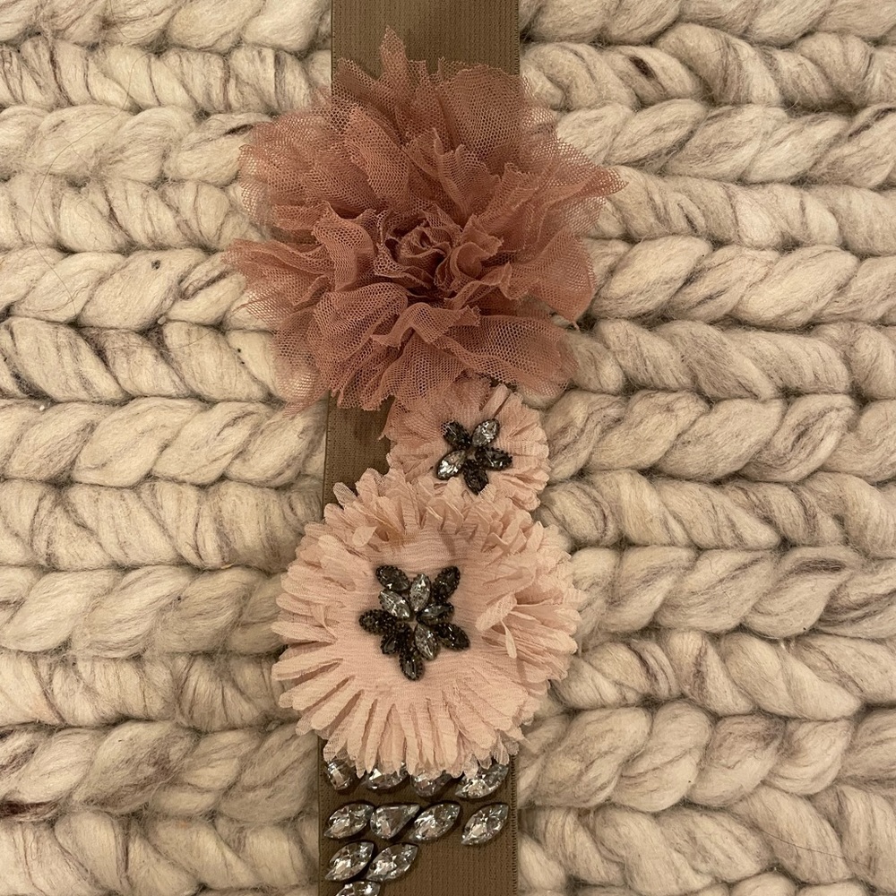 Vintage JCrew flower/jeweled elastic belt